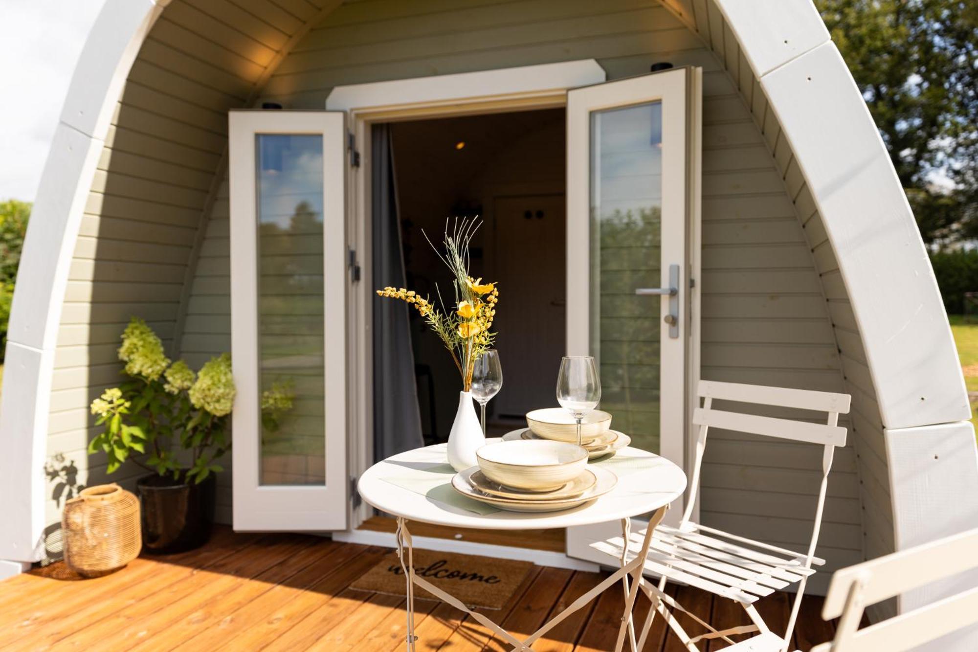 De Verpozing - Vakantiehuisjes Milsbeek Экстерьер фото