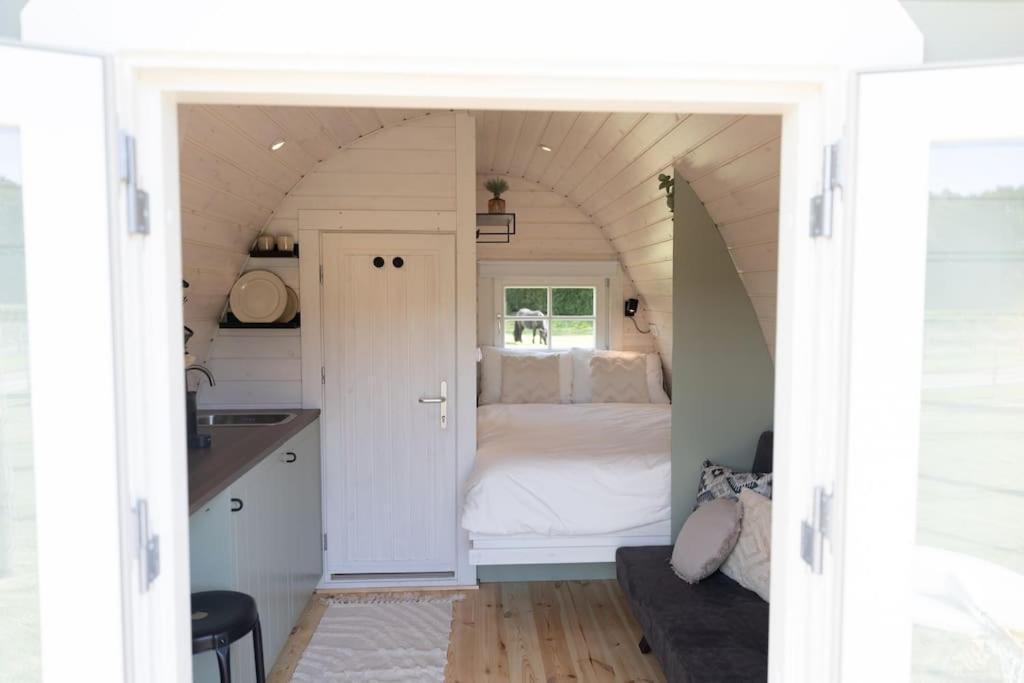 De Verpozing - Vakantiehuisjes Milsbeek Экстерьер фото
